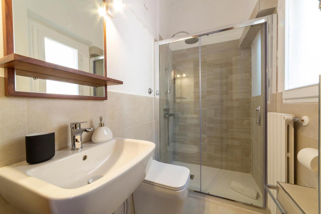 110 Sqm Apartment 6 Sleeps In Santa Croce Florencia Exterior foto